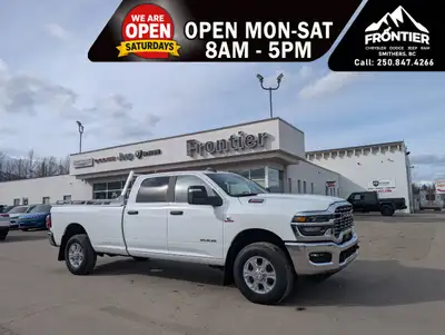 The 2025 Ram 3500 Big Horn Crew Cab 4x4 is built to handle serious work while keeping you comfortabl...