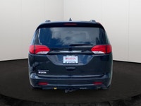 This Chrysler Pacifica has a powerful Regular Unleaded V-6 3.6 L/220 engine powering this Automatic... (image 4)