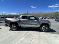 AMVIC Licensed Dealer 11.3 Diagonal GMC Premium Infotainment | 2.7L TurboMax Engine | Nightfall Esse... (image 9)