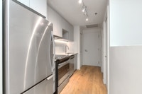 condo rental logement locatif-apartment for rent-Studio 2 1/2, Vieux Port Old Montreal, Cite Multime... (image 4)