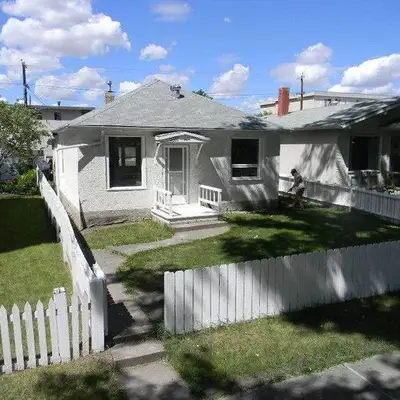 3 bed house with garage