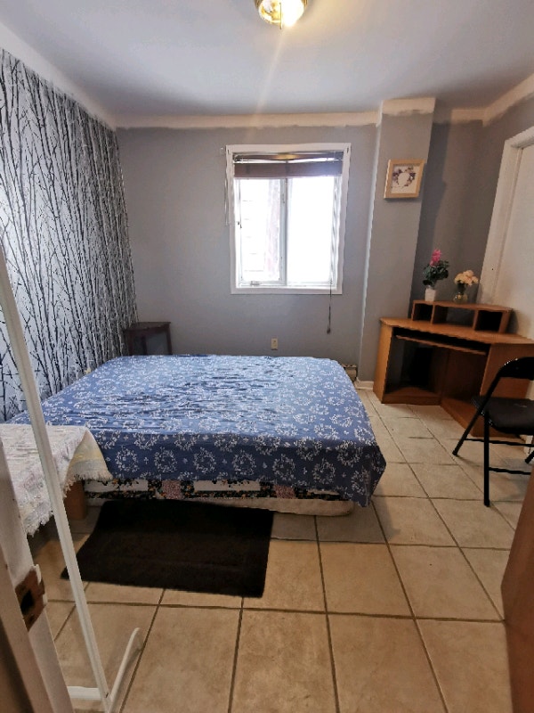 Private room near Lancaster mall and Walmart for rent Room Rentals