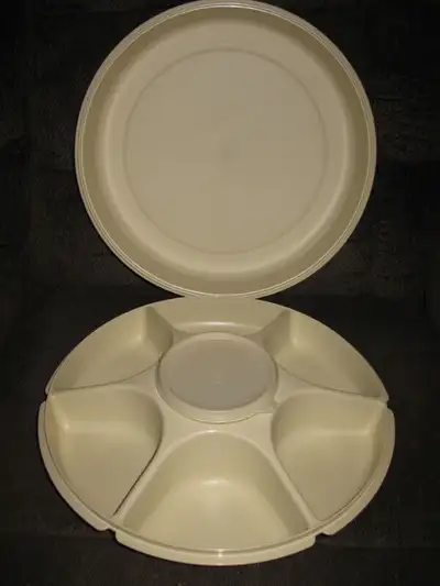 Tupperware Divided Serving Center Set, View more
