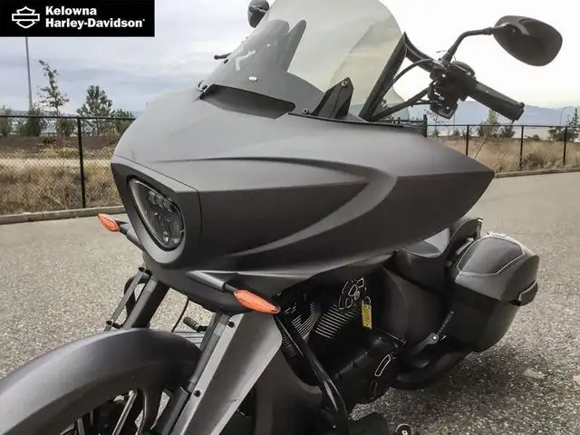 2016 Victory Motorcycles Magnum X-1 Stealth Edition in Sport Touring in Kelowna - Image 21