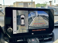 * Intelligent Electronic On Demand All Wheel Drive * Heated and ventilated power-adjustable front se... (image 9)