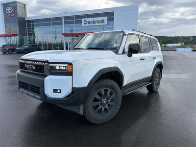 Low Mileage, Sunroof, Power Liftgate, Cooled Seats, 360 Camera, Hybrid! SALES HOTLINE sales@cranbroo...