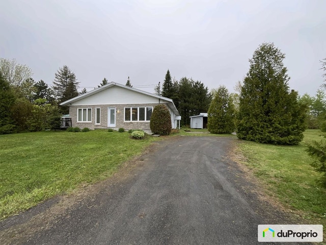 $375,000 - Bungalow for sale in St-Boniface — photo 1