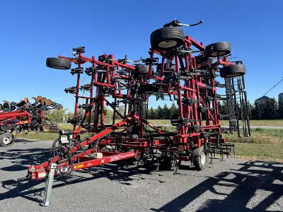 2025 SALFORD 700-44 C-SHANK FIELD CULTIVATOR STOCK# A110366 44 FEET WIDE 75 C-SHANKS AT 7 INCH SPACI...