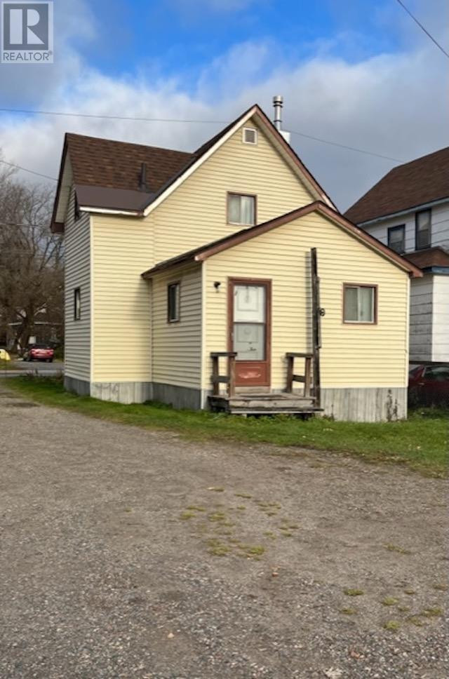 119 Grosvenor AVE Sault Ste. Marie, Ontario in Houses for Sale in Sault Ste. Marie - Image 3