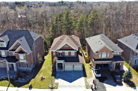 Richmond Hill,ON (5 Bdr  4 Bth)