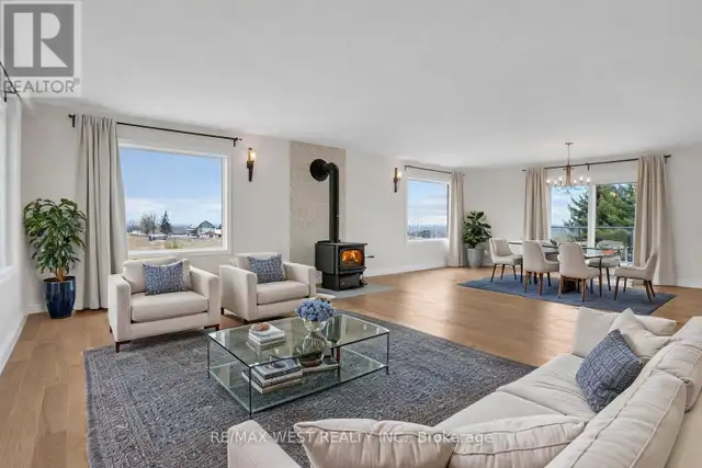 2219 COUNTY ROAD 42 Clearview, Ontario in Houses for Sale in Oakville / Halton Region - Image 3