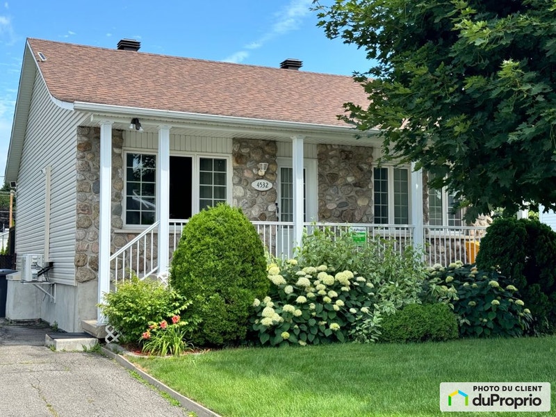 579,900 Bungalow for sale in Terrebonne (Lachenaie) Maisons à