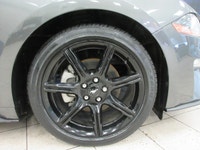 FORD MUSTANG 2019 CONVERTIBLE ECOBOOST AUTOMATIQUE TOUT ÉQUIPÉ / BANCS EN TISSUS NOIR / ECHAPPEMENTS... (image 3)