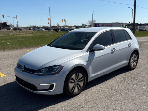 2017 Volkswagen Golf E