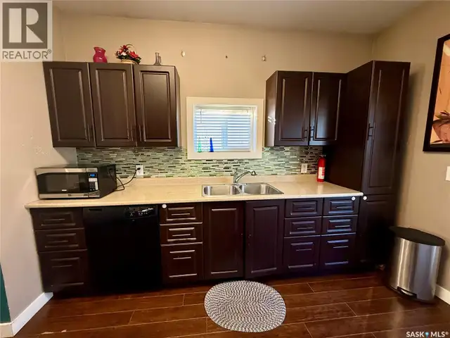 106 7th STREET W Kindersley, Saskatchewan in Houses for Sale in Saskatoon - Image 14