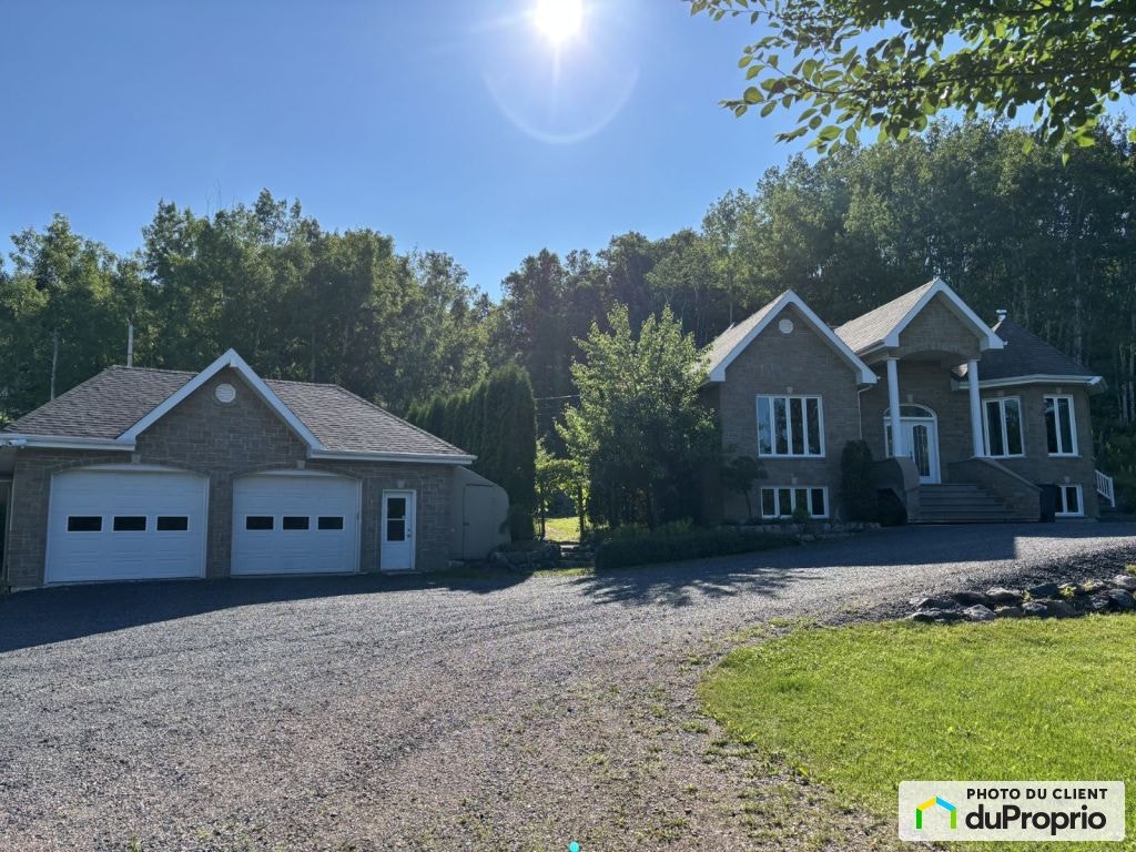 $895,000 - Bungalow for sale in Alma — photo 2