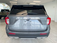 The 2022 Ford Explorer XLT is a versatile and well-equipped midsize SUV designed to handle both dail... (image 3)