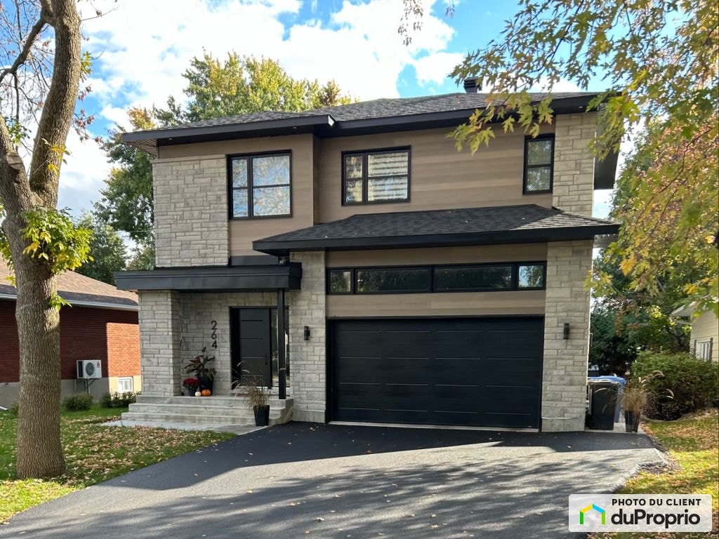 $899,000 - 2 Storey for sale in Chateauguay — photo 1