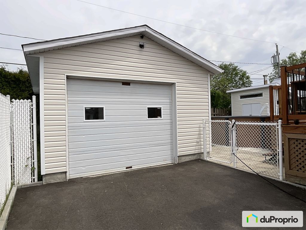 $396,500 - Bungalow for sale in St-Honore-De-Chicoutimi — photo 3