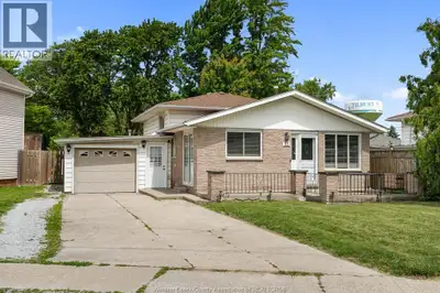 So much love has been held between these four walls. This cherished 3+1 bedroom, 1+1 bath backsplit...