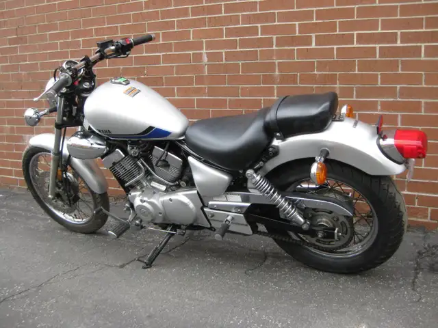 2019 YAMAHA VSTAR XV 250 in Street, Cruisers & Choppers in City of Toronto - Image 5