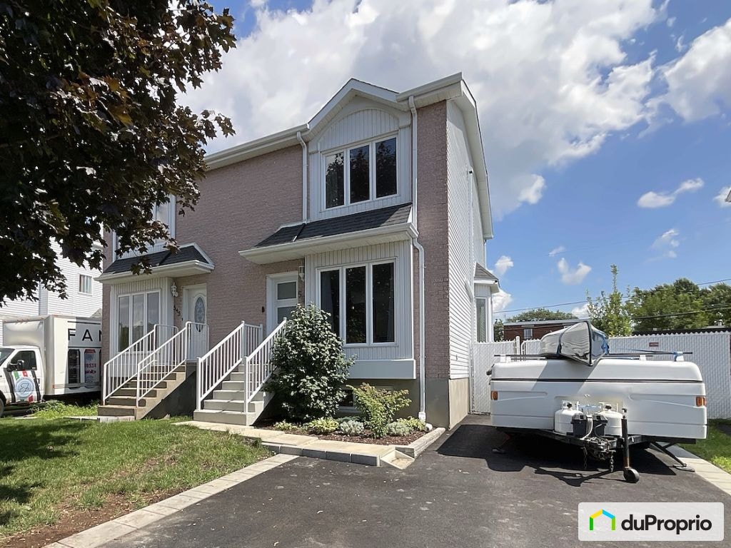 $530,000 - Semi-detached for sale in Ste-Catherine — photo 1