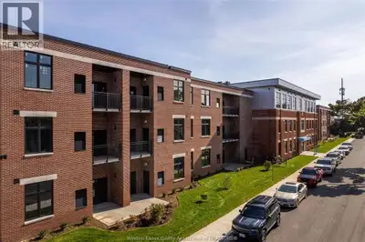Experience stylish loft living at The Heritage at The Argyle in Walkerville, Windsor. This one bedro...
