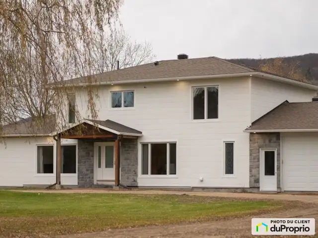 $1,050,000 - 2 Storey for sale in Luskville in Houses for Sale in Gatineau - Image 2