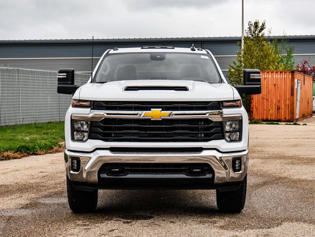 2025 Chevrolet Silverado 3500HD LT in Cars & Trucks in Strathcona County - Image 3