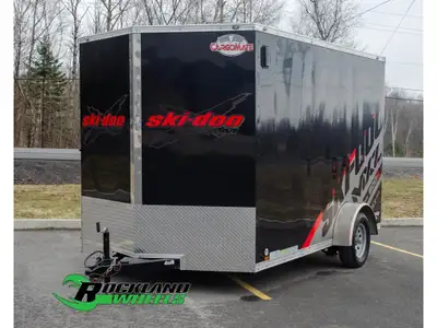 2018 Cargo Mate V-NOSE ENCLOSED TRAILER 7 x 12 DIMENSIONS: hauteur: 7' longueur: 12' largeur entrée:...