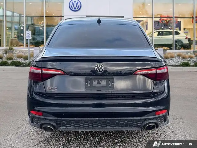 2023 Volkswagen Jetta GLI AUTOBAHN | Leather Seats in Cars & Trucks in Abbotsford - Image 5