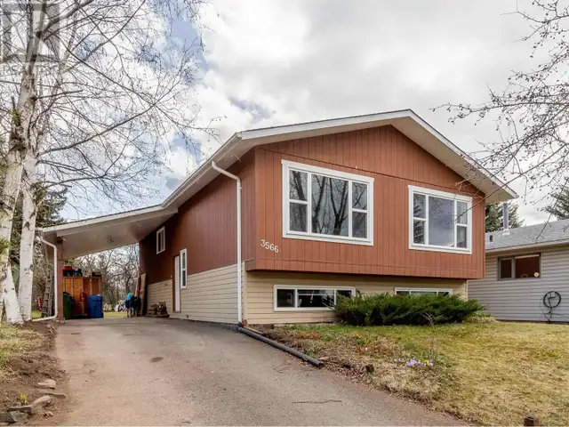 3566 16TH AVENUE Smithers, British Columbia in Houses for Sale in Smithers - Image 2