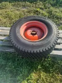41 X 14.00 - 20  rim ONLY (tire is scrap