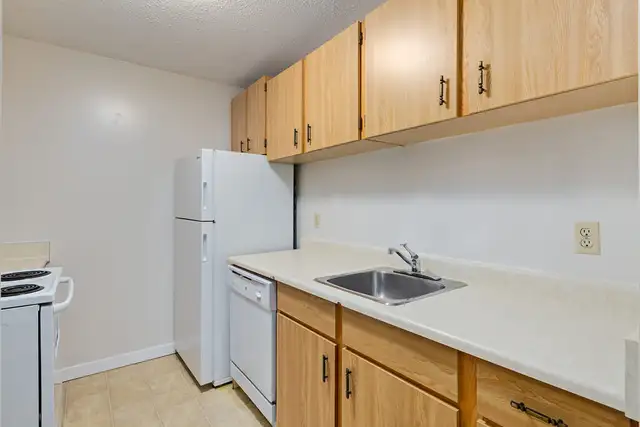 Apartments with In Suite Laundry - Pebble Ridge - Apartment for 63009272433537124