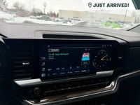 Leather Seats, Sunroof, Heated Seats & Steering, Dark Essentials Package, Remote Start, Z71 Off-Road... (image 5)