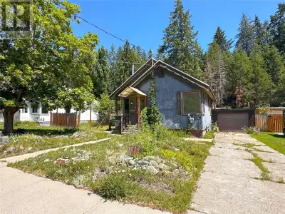 This super cute home on Rotary Drive is one not to be missed. You’ll be impressed with all the natur...