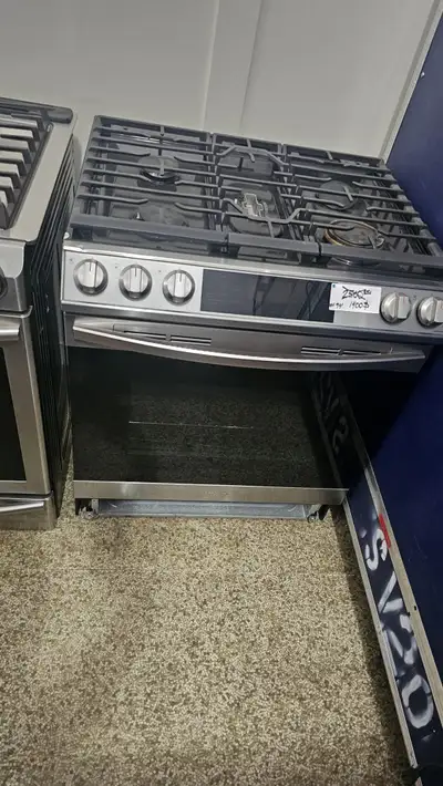 LIQUIDATION DE CUISINIÈRE A GAZ, View more