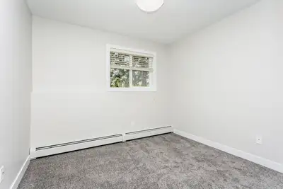 Ask us about our move-in incentive! Some suites include in-suite laundry! Book an onsite or virtual...