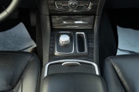 2022 Chrysler 300 Touring L AWD delivers full-size luxury, smooth performance, and classic sedan pre... (image 8)