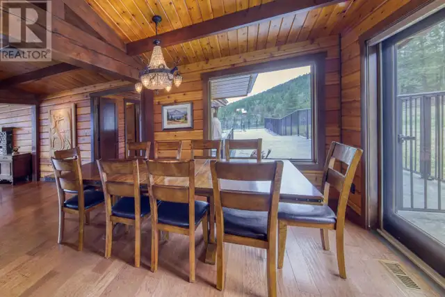 2175 WESTSIDE Road Invermere, British Columbia in Houses for Sale in Revelstoke - Image 30