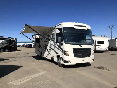 Comes with an Onan 5500 Generator, an Outdoor TV and Sleeps 8 with a King Bed! Call Dealership for m...