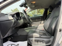 WAS: $27895 NOW: $25888 plus taxes and licensing fees?? Rare Find! 2022 Toyota C-HR Limited – Magnet... (image 7)