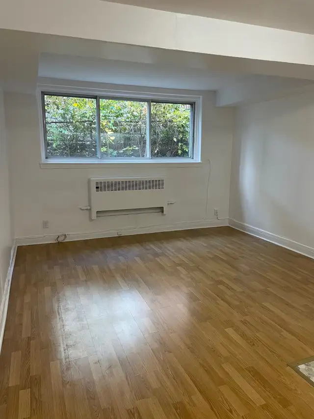 Charming, renovated and quiet studio near UdeM and HEC