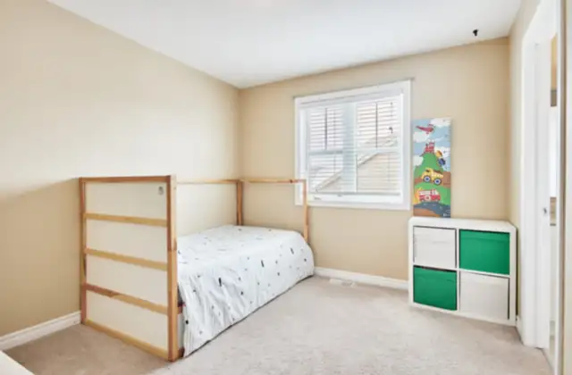 Room for rent63384445835137122