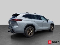 Welcome to Belleville Toyota! Power Windows, Heated Front Seats, 6 Speakers, Traction Control Vitres... (image 4)