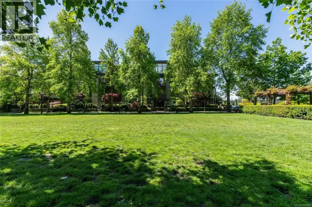 201 380 Waterfront Cres Victoria, British Columbia in Condos for Sale in Victoria - Image 39