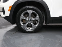 One ow Engine: 4 Cylinder Engine 2.0L L/100Km City: 8.2 L/100Km Hwy: 7.1 Safety Equipment Electronic... (image 3)