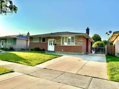 22 ARCHER CRESCENT London South (South X), Ontario