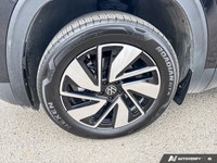 *2026 Volkswagen Atlas Highline* *Performance:* • 2.0L TSI turbocharged engine, 269 HP & 273 lb-ft •... (image 8)