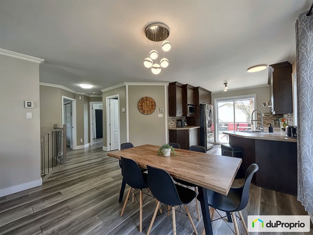 $545,000 - Bungalow for sale in St-Lin-Laurentides — photo 3